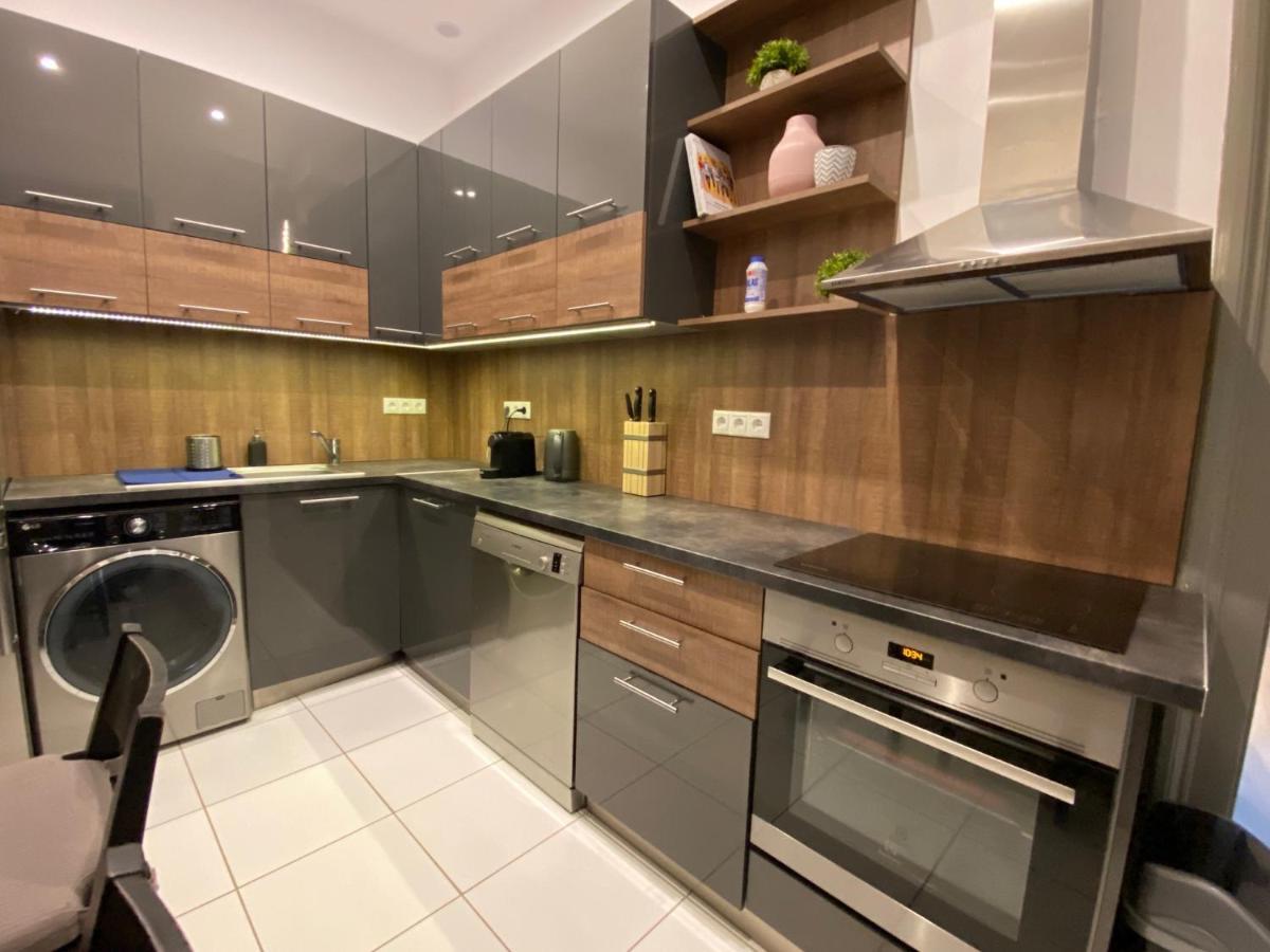 Hunyady Gallery Apartment Будапеща Екстериор снимка